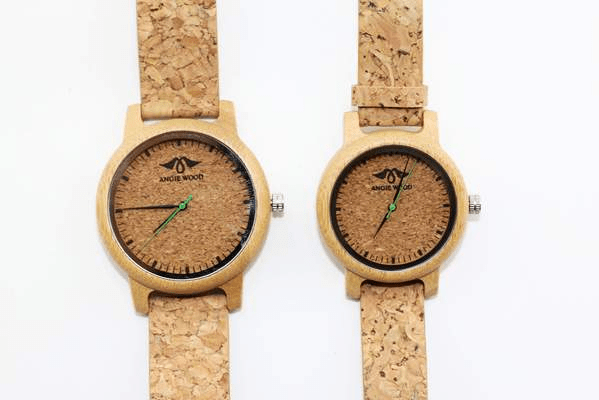 Couple wood watch