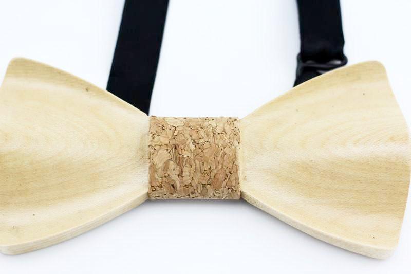 3 D Wooden bowtie 100% Natural Eco-friendly handmade Wooden Bow Tie